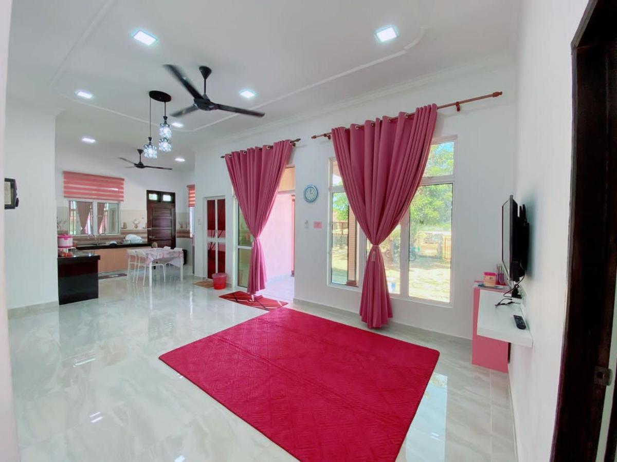 Вілла Hellokitty House - Unit 1 Куала-Тренгану Екстер'єр фото