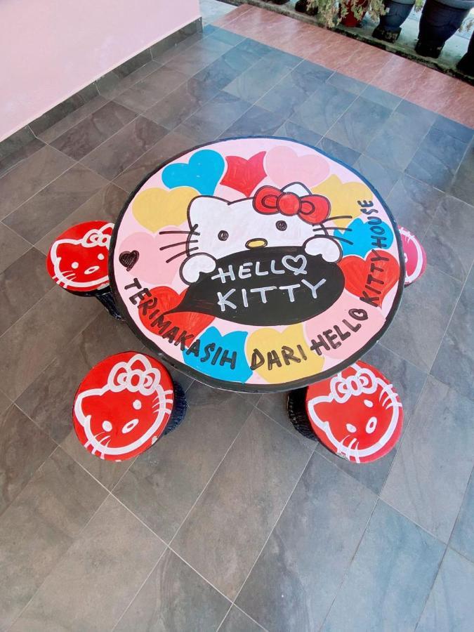 Вілла Hellokitty House - Unit 1 Куала-Тренгану Екстер'єр фото
